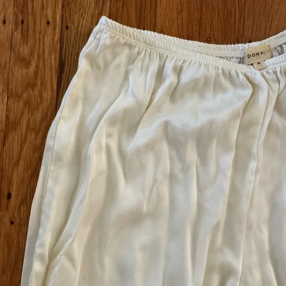 Donni Silky Simple Pants Cream Satin Elastic Waist Size M - Picture 5 of 8